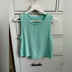Cropped tank top